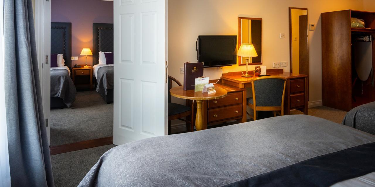 Inishowen Gateway Hotel Банкрана Экстерьер фото